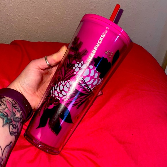 Starbucks 24 once Cold Cup BNWT & in immaculate condition as I am a collector! - Picture 2 of 8